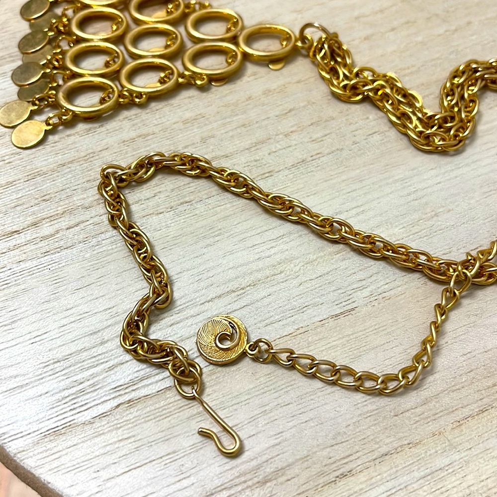 ✨Vintage gold plated triangular pendant, earrings with gold charms, thick chain - Picture 4 of 7